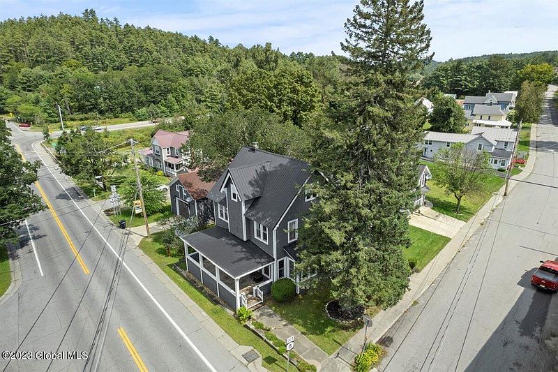 2nd image of 1 Pine Street