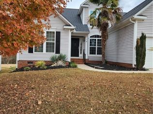 40 Bellows Falls Dr, Greer, SC 29650