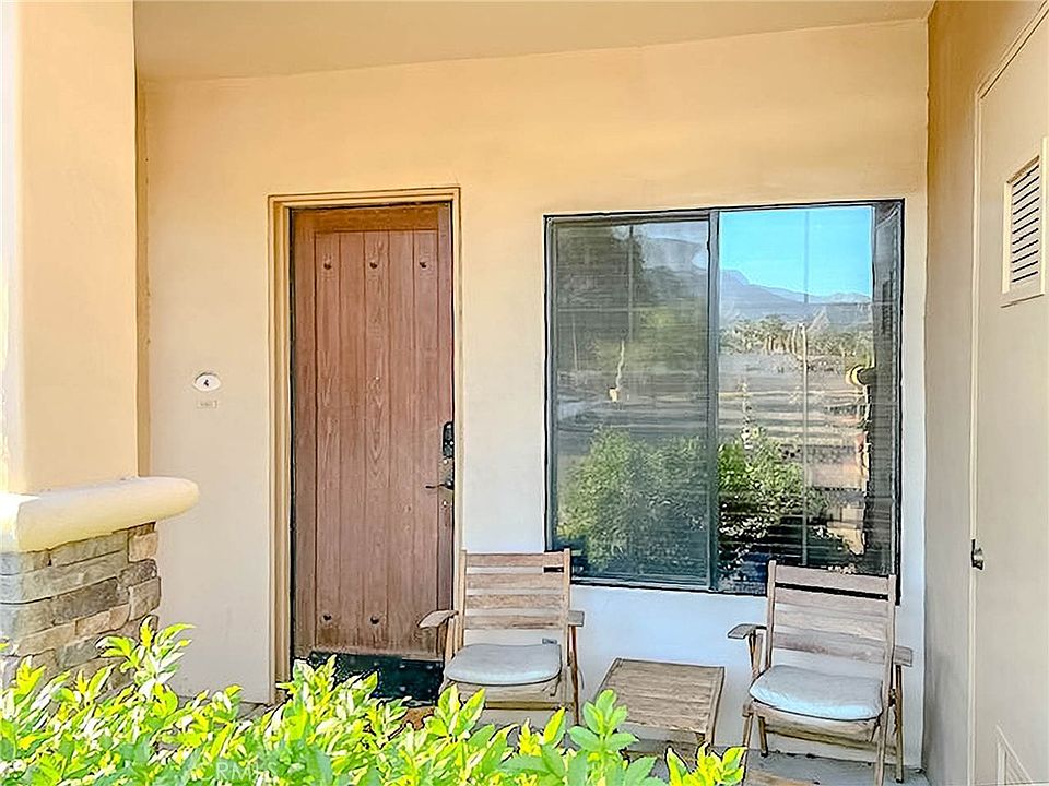 1st image of 50680 Santa Rosa Plz APT 4