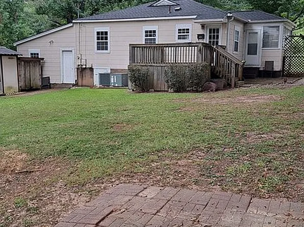 338 15th Ave SW, Childersburg, AL 35044