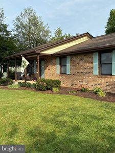 817 Maple Ave, Waynesboro, VA, 22980