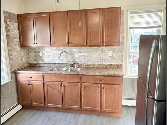 3rd image of 28-32 Cleveland Ave
