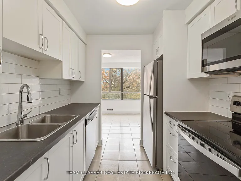 560 Proudfoot Ln #207 — Photo 15