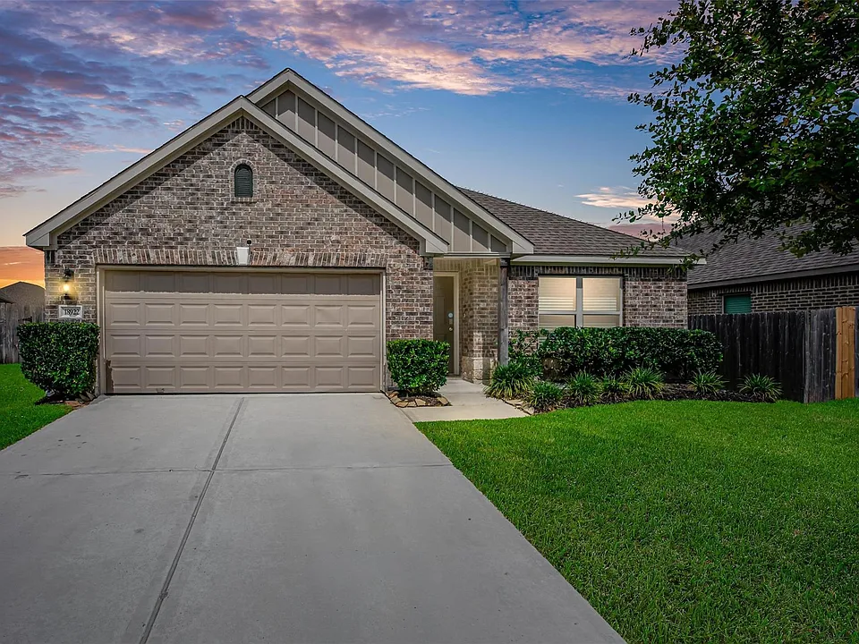 18922 Cedar Moss Ct