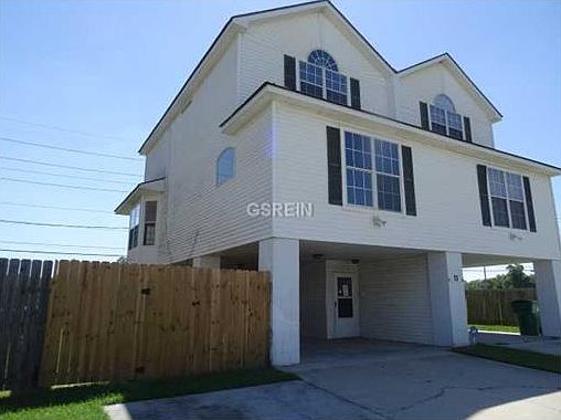 2nd image of 75 Carriage Ln #A