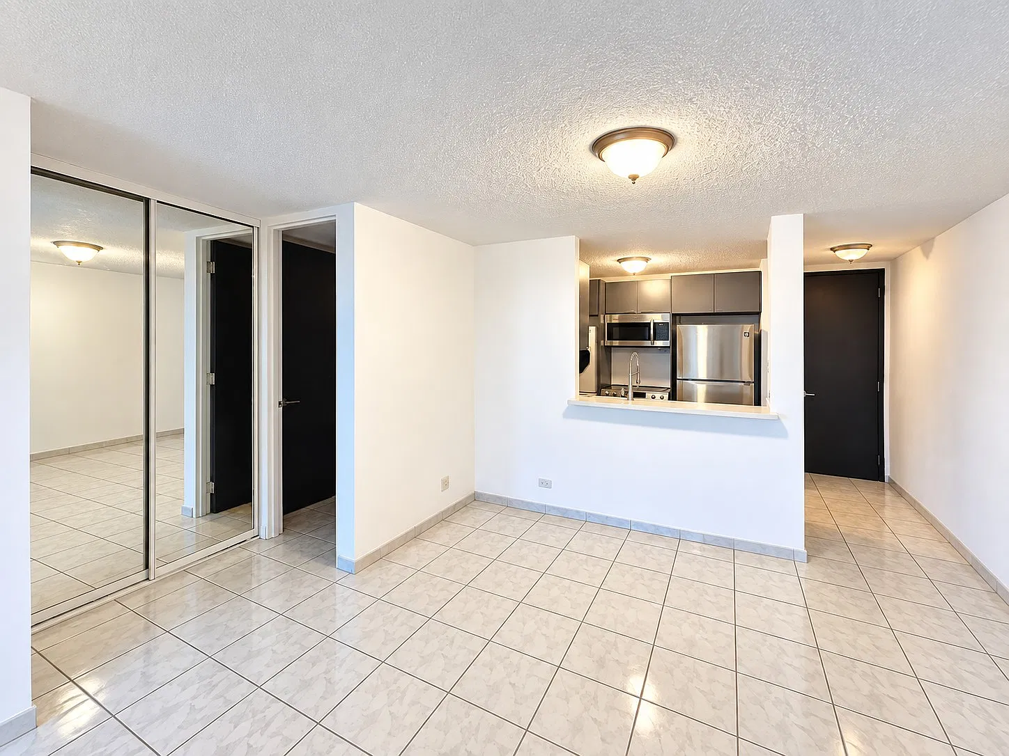 1 bed, 701 sqft, $1,550 — Photo 3
