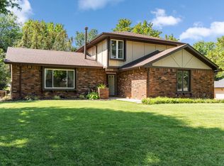 10111 W Harvest Ln, Wichita, KS 67212