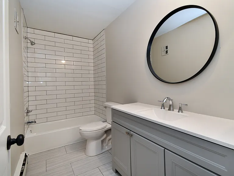 1637 W Nine Mile Rd #1 — Photo 15