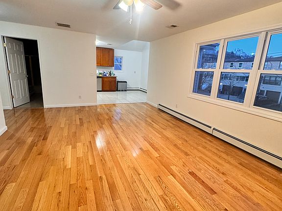 4th image of 46 Adams Ave #2-B