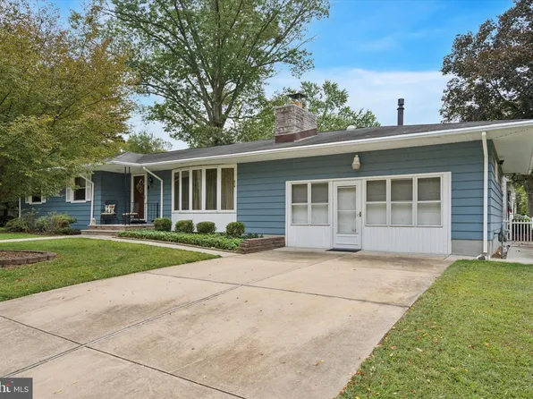 111 Amherst Ave, Hamilton, NJ 08619