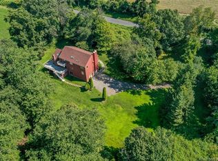 12 Hank Becker Ln, Bridgewater, CT 06752