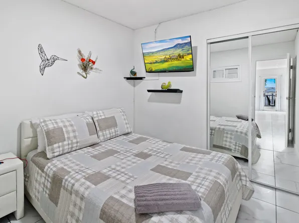 105-31 91st Street image 3 of 13