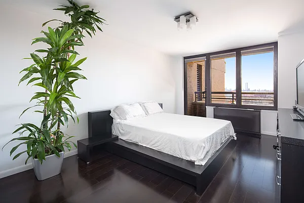 Sold by Compass | media 6