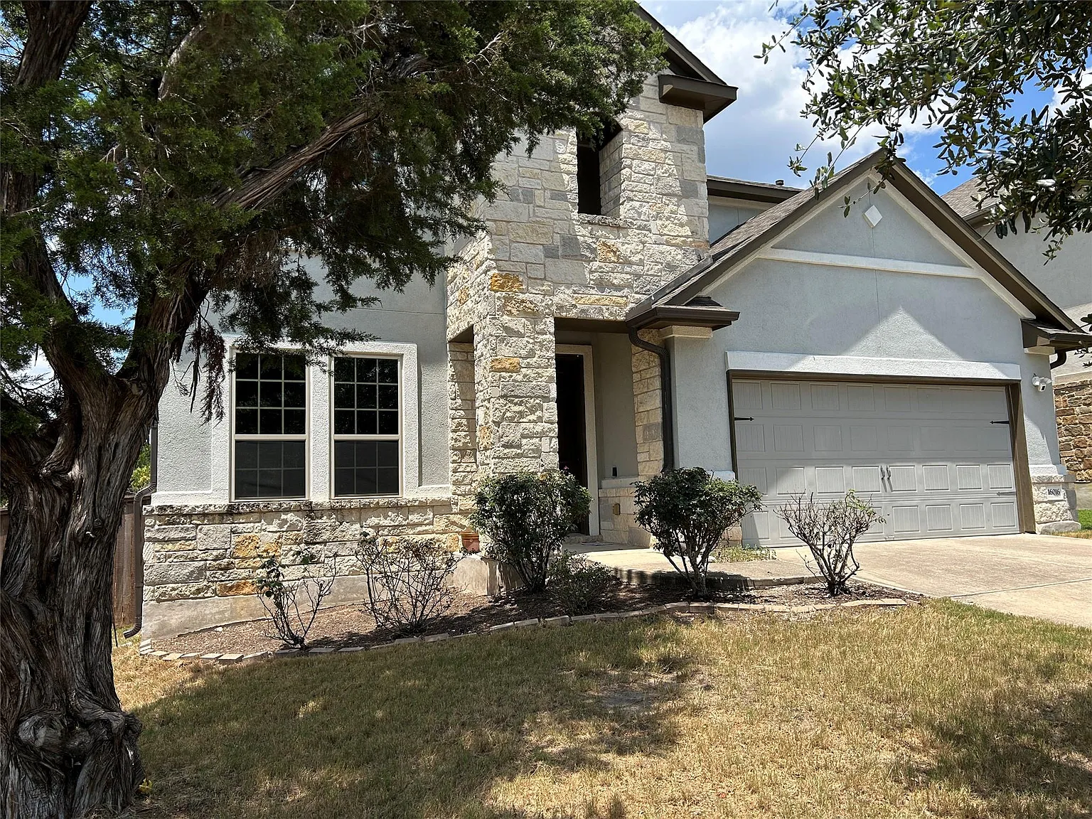 4 bed, 3.5 bath, 3006 sqft, $3,250 — Photo 3
