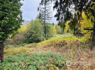 2 W Sherman Heights Rd, Bremerton, WA 98312