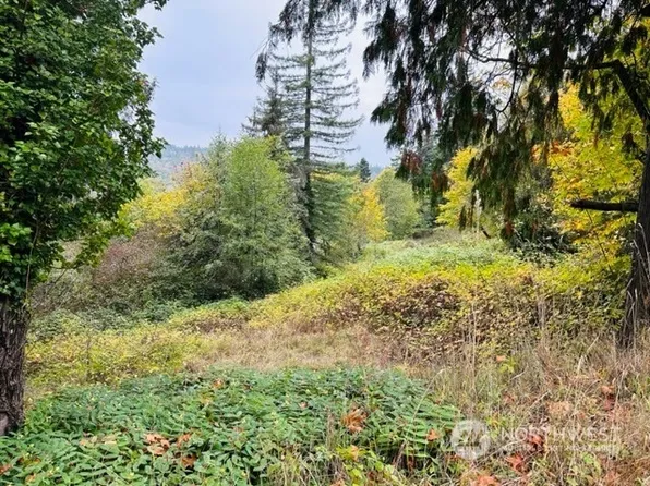 2 W Sherman Heights Road, Bremerton, WA 98312