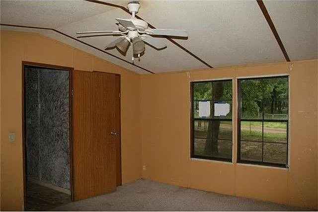 156 Southlake Dr — Photo 6