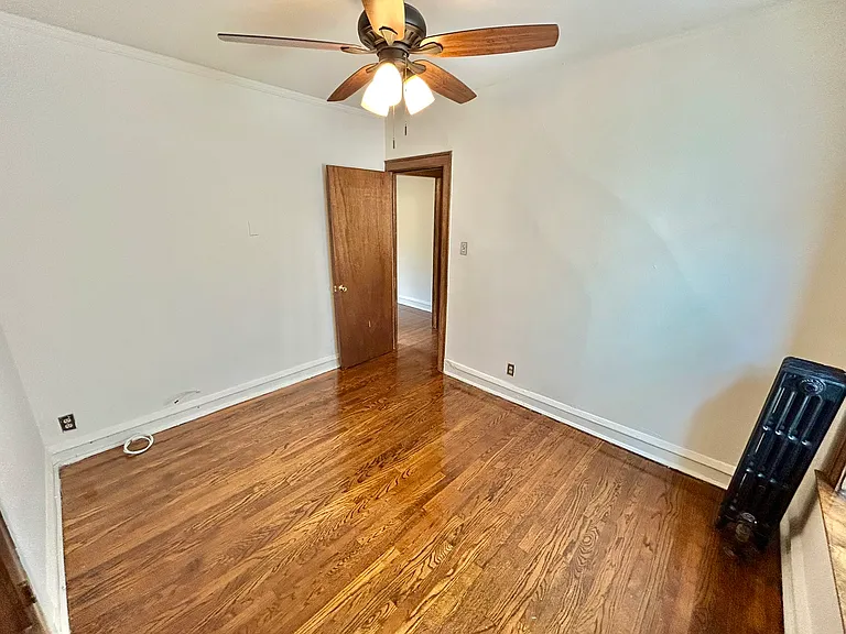 520 W Belden Ave — Photo 30
