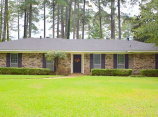 1615 S Lakewood St, Magnolia, AR 71753