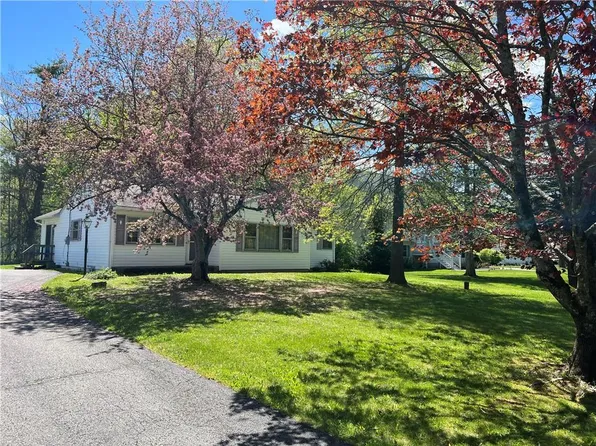 7 Sunset Boulevard, Hopewell Junction, NY 12533