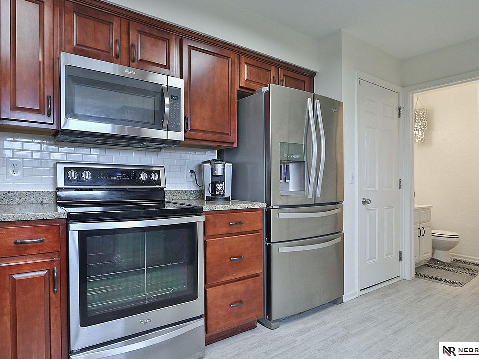 15419 Tucker St, Bennington, NE 68007 | Zillow