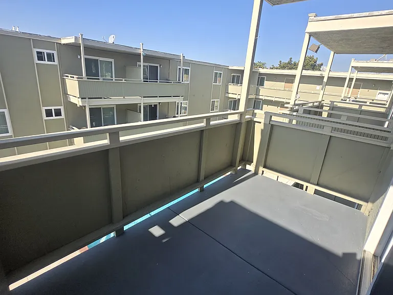 1399 Pacific Ave — Photo 24