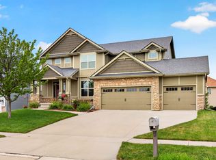4408 163rd St, Urbandale, IA 50323