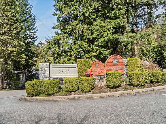3rd image of 3295 Sunnyside Rd #12