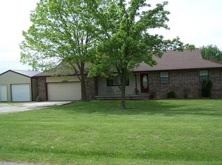 19177 Farm Road 1120, Cassville, MO 65625