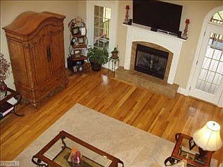 5th image of 7902 Winterbourne Dr