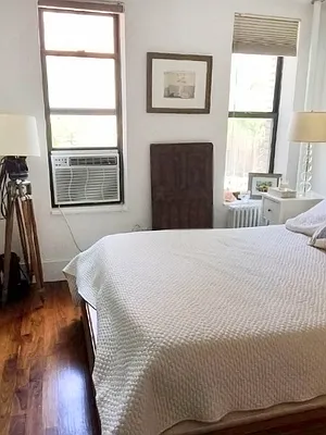 Rented by Peter Ashe | media 6