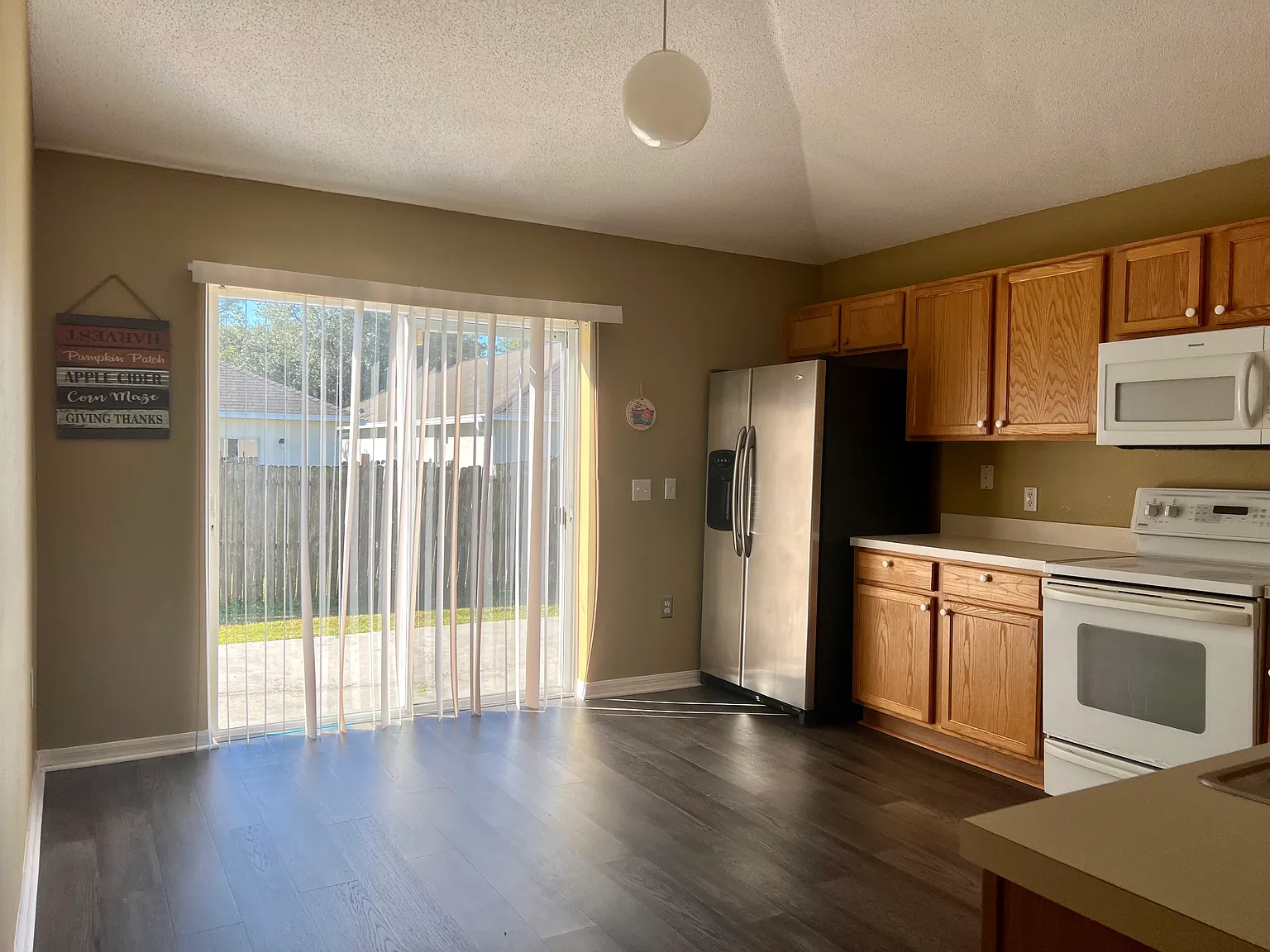 3/2/2 In Wesley Chapel Area! — Photo 4