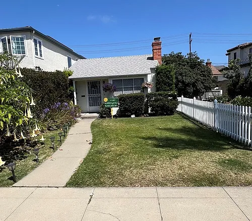 543 B Ave Photo 1