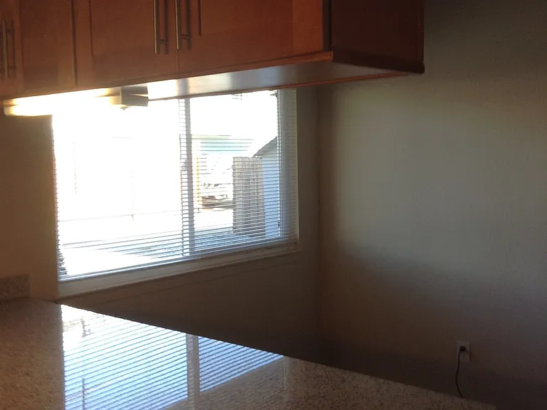 115.5 Marina Ave — Photo 9