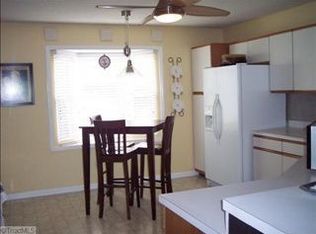 543 Willow Oak Rd, High Point, NC 27262