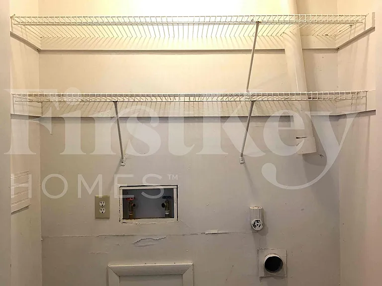 1248 Munsee Cir — Photo 4