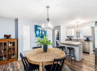 3740 Clintonville Rd, Waterford, MI 48329