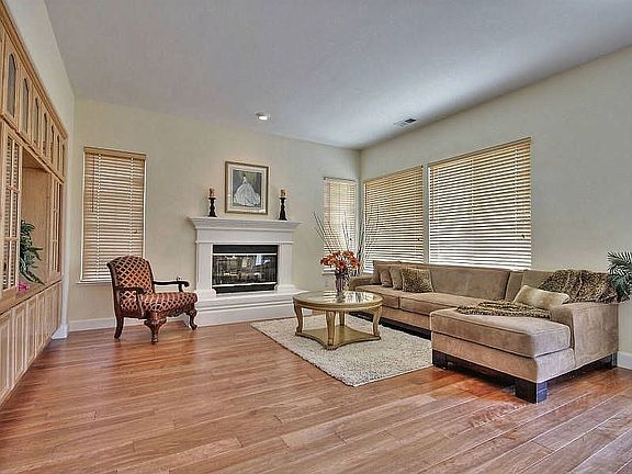 3rd image of 5331 Beaumont Canyon Dr
