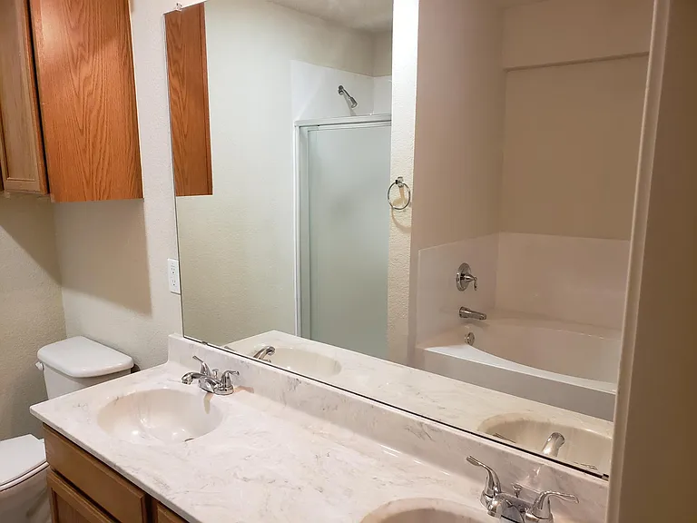 10257 Dallam Ln — Photo 12