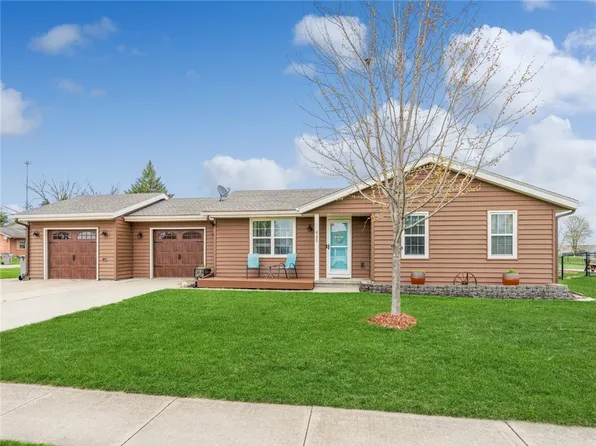 448 N Clark St, Pleasantville, IA 50225