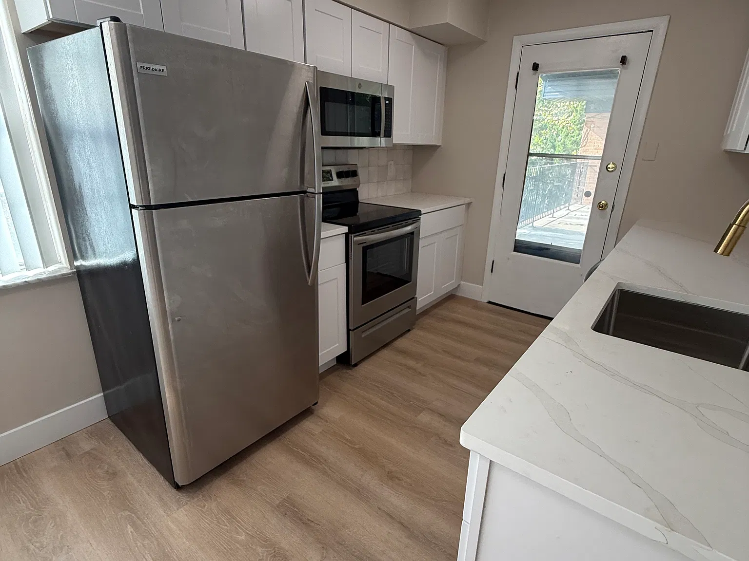 2 bed, $1,295 — Photo 1