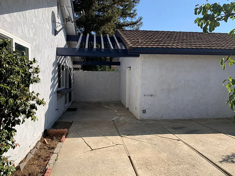 3061 Rollings Ave — Photo 16