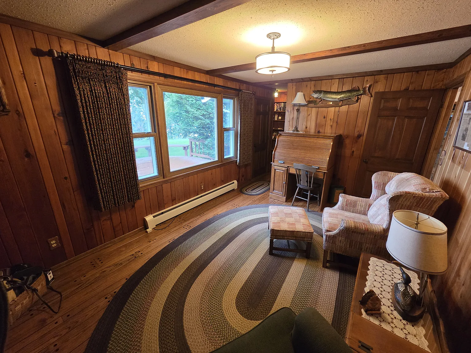 4 bed, 2.5 bath, 2800 sqft, $3,500 — Photo 3