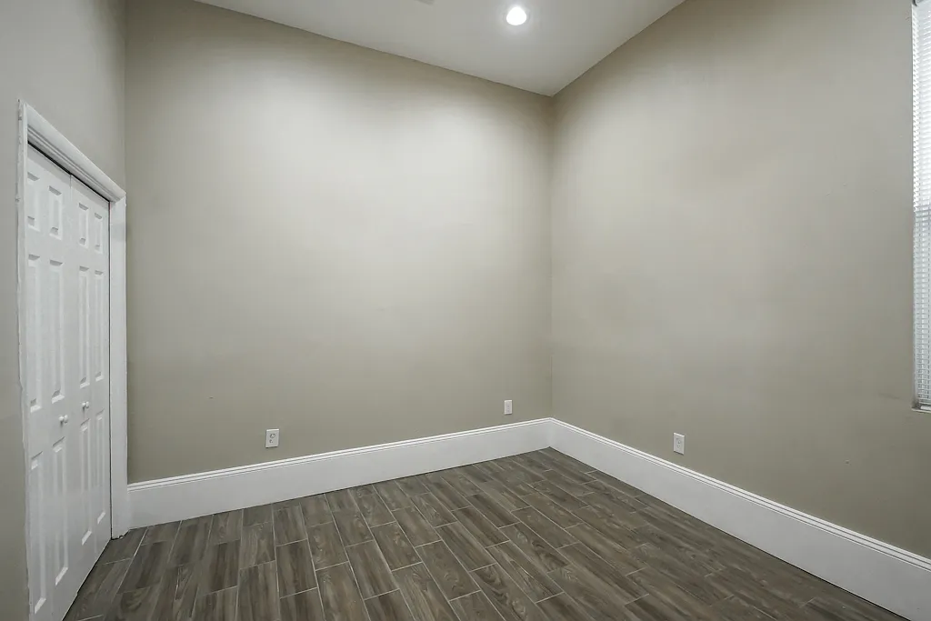1 bed, 800 sqft, $1,100 — Photo 4