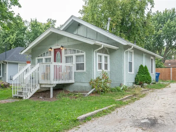 3316 Bowdoin St, Des Moines, IA 50313