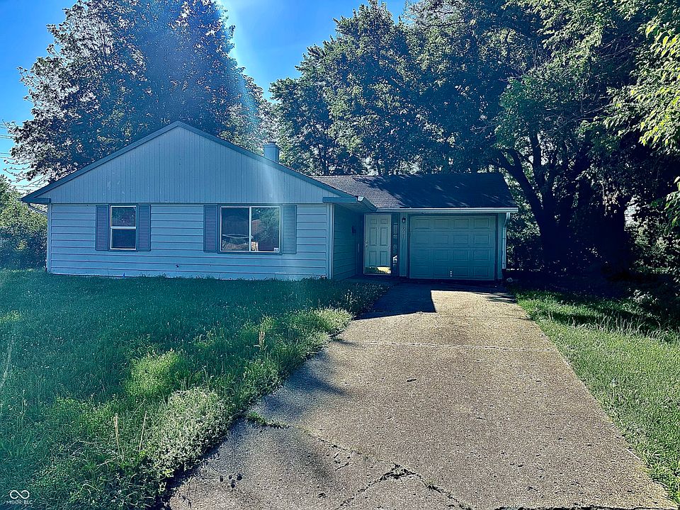 1st image of 3921 Malibu Dr