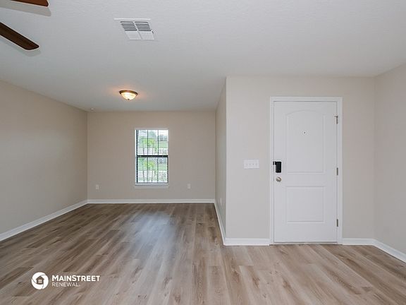 3rd image of 11821 Winterset Cove Dr