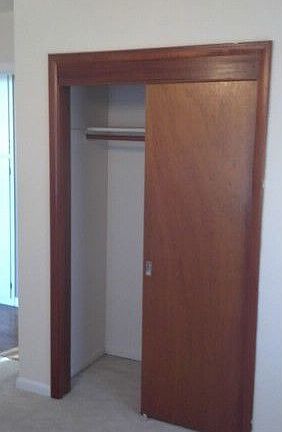 5th image of 1103 E Ashland Ave
