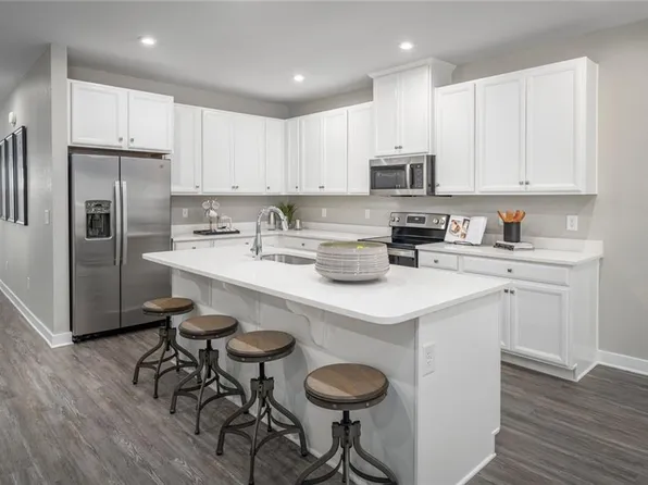 1602 Redding Ct, Chesapeake, VA 23322