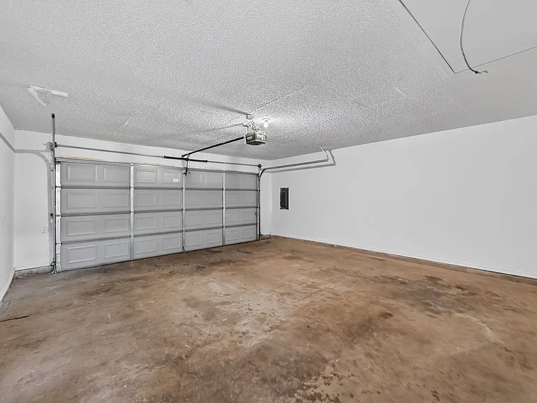 4018 Saint Christopher Ln — Photo 16